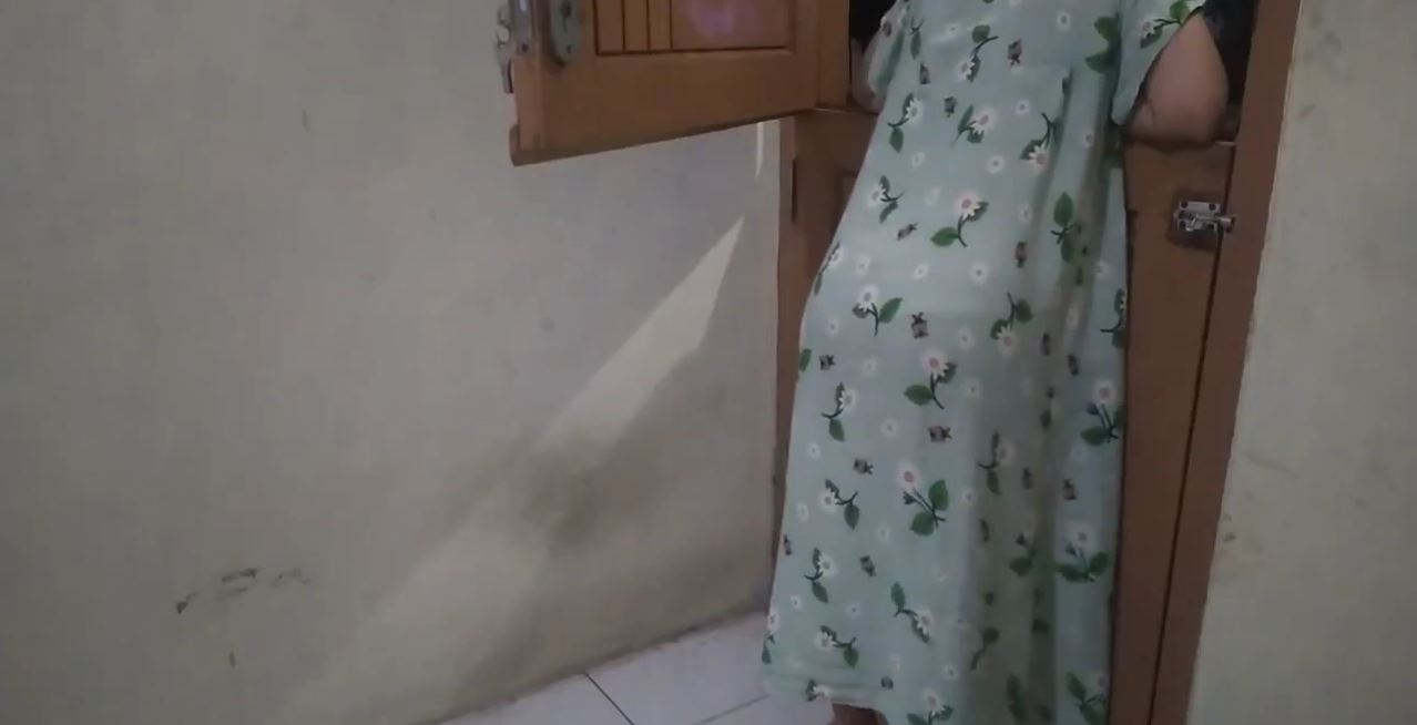 Viral Pelajar SMA Cantik Berbalut Hijab Hitam, Begitu Dibuka Ini Penampakannya